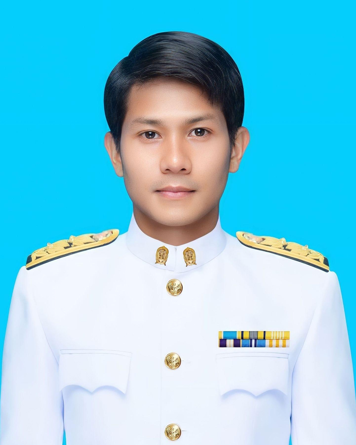นายวรรธนะ ศรีสวัสดิ์ นายวรรธนะ ศรีสวัสดิ์